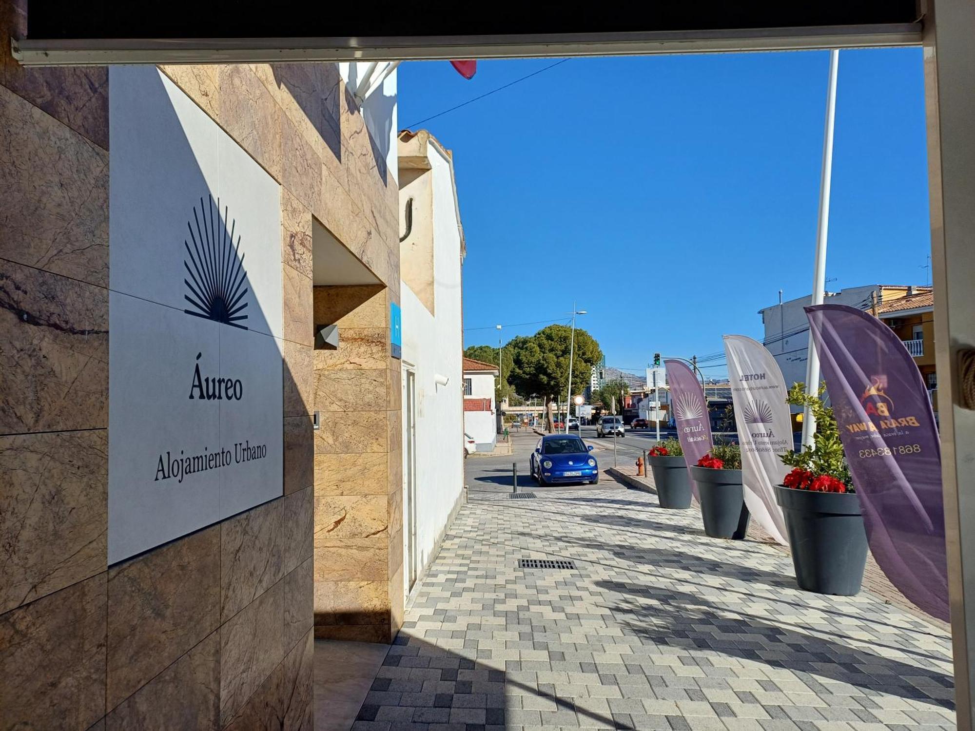 Aureo Alojamiento Urbano Abaran Exterior photo